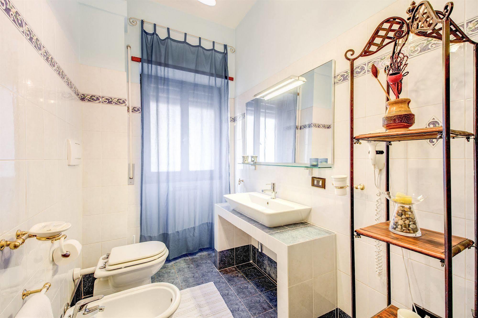 Domus Cornelia Bed & Breakfast Roma Ngoại thất bức ảnh